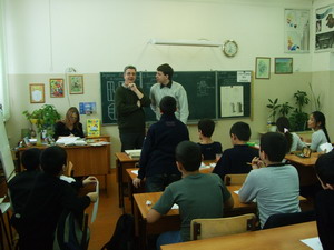 stephen_teaching_an_english_class_in_a_school_in_novosibirsk.jpg